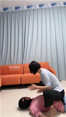 【猴歌】踩踏-抽耳光-腿绞窒息 JS251011-10