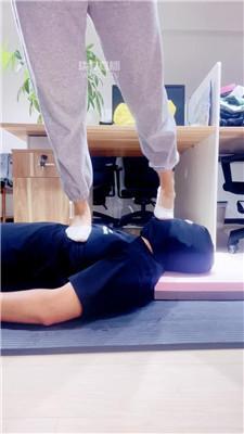 【涵曦s】原味船袜踩地毯奴 JS251026-35