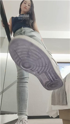 【思怡】小白鞋白棉袜口水坐垫    251104-21