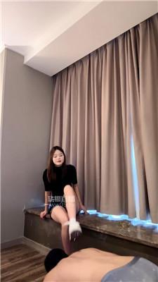 【小琼】运动鞋白袜踩-重度鞭打 JS251110-9