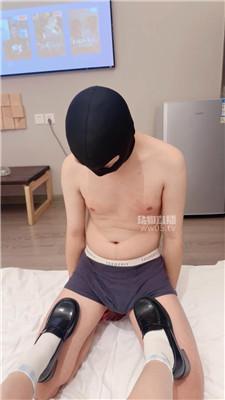 【野蔚—】下贱男喜欢被踩 JS251110-24