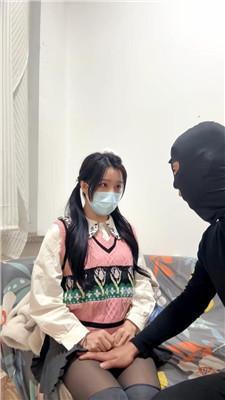 【心伊】重度鞭打惩罚跑骚奴 JS251115-26