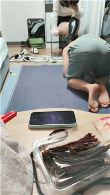 【一新】长靴玉足玩虐骚奴 JS251122-9