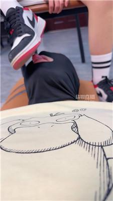 【足彩馆】素人学生主踩踏-舔脏鞋 JS251123-13