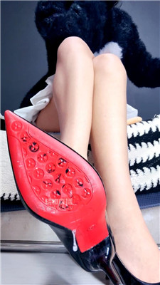 【姜琦琦】ATM贡猪白给    251129-19