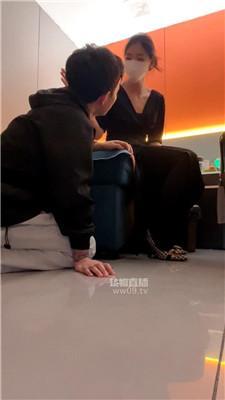 【煎饼狗子】花钱做技师的脚下奴 JS251204-37