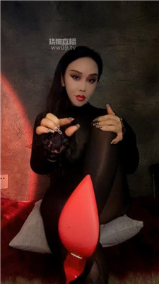 【枫叶】高跟黑丝美臀    251208-8