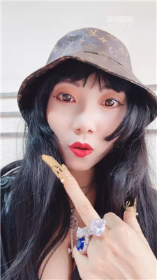 【兔粉粉】cnm怼脸骂    251211-14