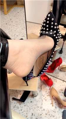 【你的救赎S诗】皮裤铆钉高跟灰丝寸止    251226-20