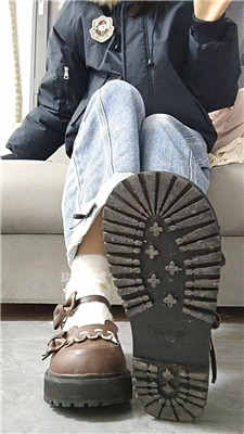 【佳怡】学生戏耍老师    260107-8