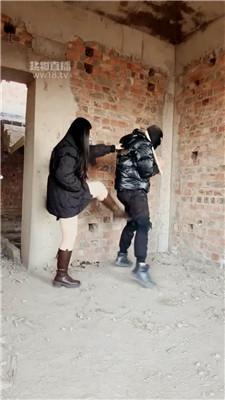 【贝拉】枷锁囚禁-废屋遛狗 JS260113-9