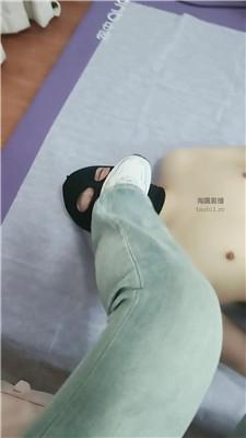 【桃桃】运动鞋白袜踩废物 JS260121-5